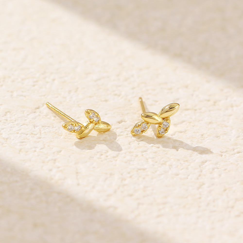 Leaf-shapepd Stud Earrings Silver Diamond Leaf Twin